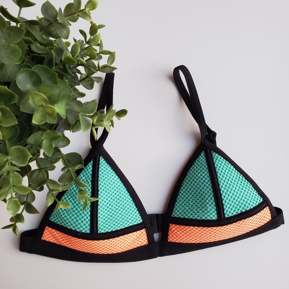 triangl swimwear Other - Triangl Colorblock Bikini Top